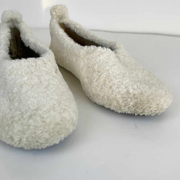 Zara Faux Fur Ballet Flats Size 36 - Picture 3 of 7